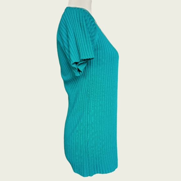 R.Q.T. blue-green knit top blouse short sleeve ribbed silvery chain adornments L - Picture 3 of 8